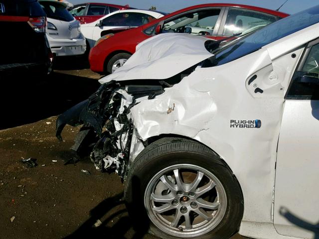 JTDKARFP1J3080536 - 2018 TOYOTA PRIUS PRIM 白色 照片 9