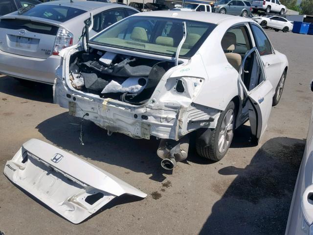 1HGCR2F8XFA138595 - 2015 HONDA ACCORD EXL WHITE photo 4