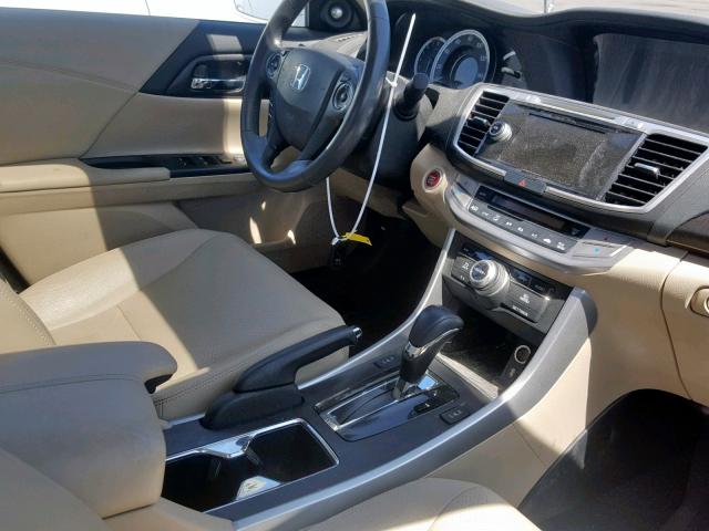 1HGCR2F8XFA138595 - 2015 HONDA ACCORD EXL WHITE photo 5