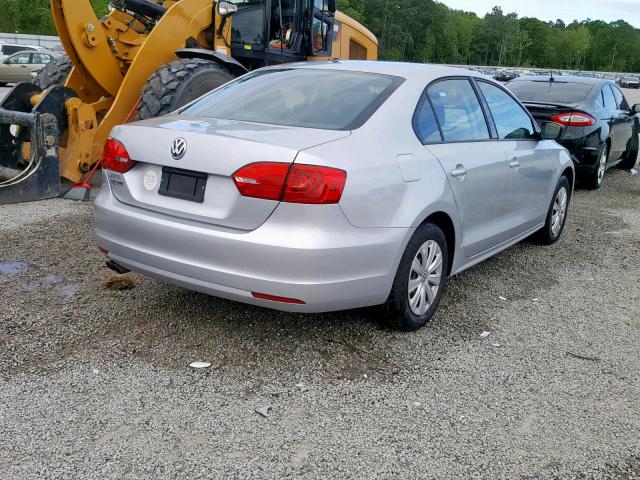 3VW1K7AJ4EM385076 - 2014 VOLKSWAGEN JETTA BASE SILVER photo 4