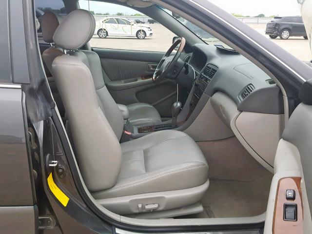 JT8BF28G515107245 - 2001 LEXUS ES 300 GRAY photo 5