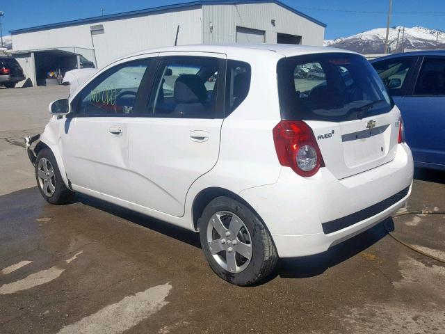 KL1TD66E59B617376 - 2009 CHEVROLET AVEO LS WHITE photo 3