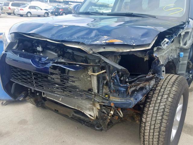 JTEBU5JR9J5572739 - 2018 TOYOTA 4RUNNER SR BLUE photo 9