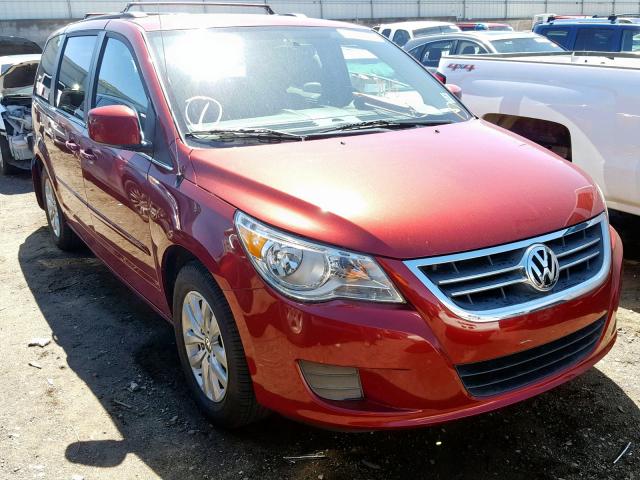 2C4RVABG0CR194127 - 2012 VOLKSWAGEN ROUTAN SE RED photo 1