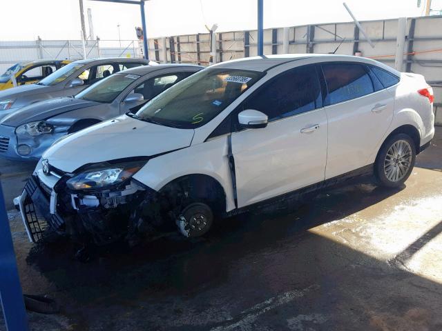 1FADP3J20EL218398 - 2014 FORD FOCUS TITA WHITE photo 2