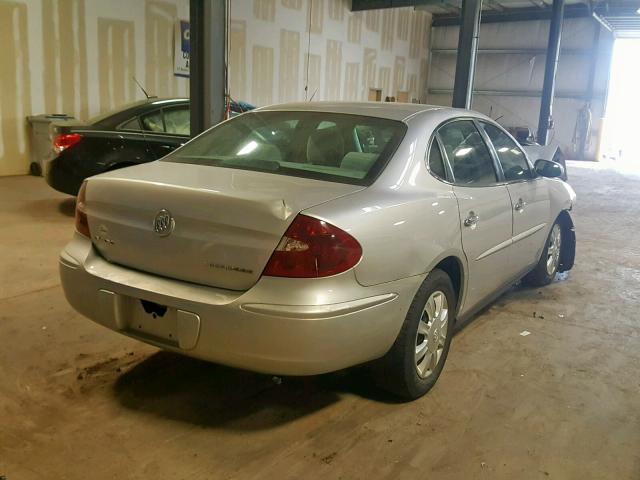 2G4WC532351183428 - 2005 BUICK LACROSSE C SILVER photo 4