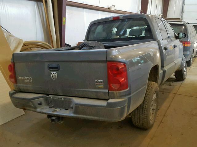 1D7HW28P97S242952 - 2007 DODGE DAKOTA QUA GRAY photo 4