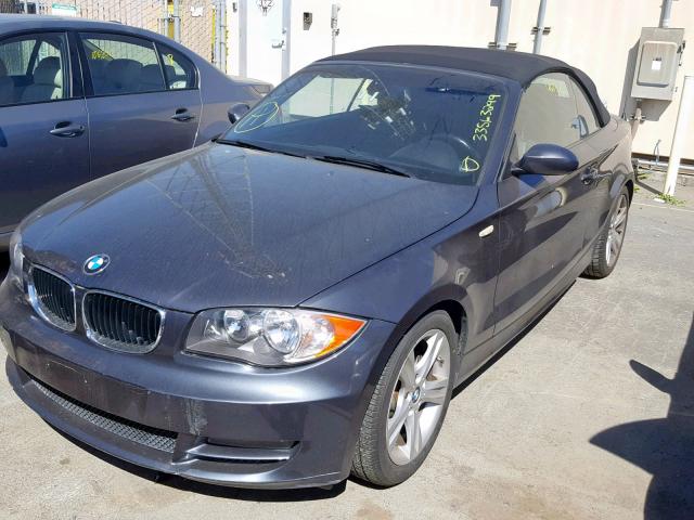 WBAUN13588VH77573 - 2008 BMW 128 I GRAY photo 2