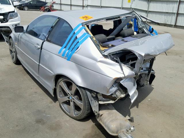 WBABN53472JU38014 - 2002 BMW 330 CI SILVER photo 3