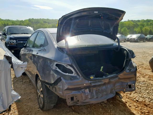 KMHCT4AE2HU323780 - 2017 HYUNDAI ACCENT SE GRAY photo 3