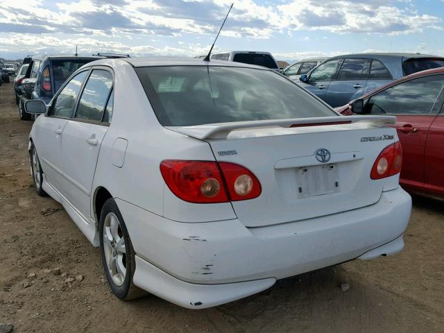 2T1BY32E65C354498 - 2005 TOYOTA COROLLA XR WHITE photo 3