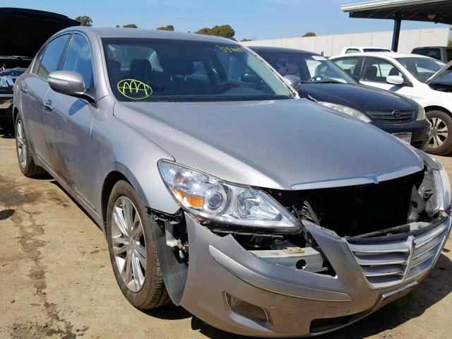 KMHGC4DF1BU121297 - 2011 HYUNDAI GENESIS 4. SILVER photo 1