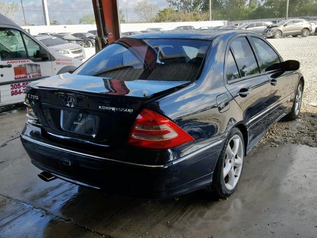 WDBRF40J04F521579 - 2004 MERCEDES-BENZ C 230K SPO BLUE photo 4