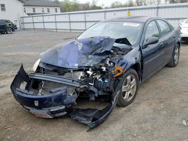 1B3EL46X22N190688 - 2002 DODGE STRATUS SE BLUE photo 2