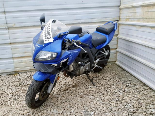 JS1VP53A352103874 - 2005 SUZUKI SV650 BLUE photo 2