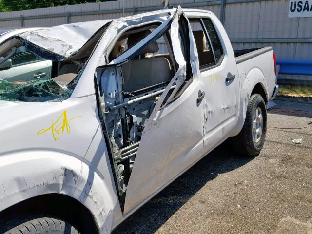 1N6AD07U87C464189 - 2007 NISSAN FRONTIER C WHITE photo 10