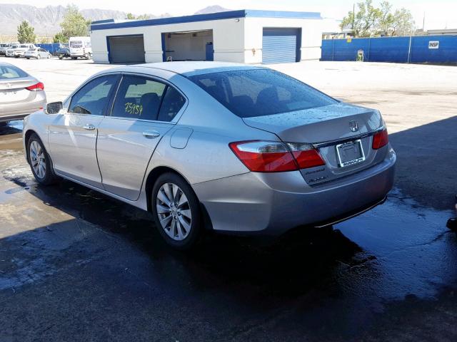 1HGCR2F79DA088891 - 2013 HONDA ACCORD EX SILVER photo 3