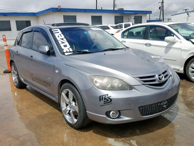 JM1BK143X61431185 - 2006 MAZDA 3 HATCHBAC GRAY photo 1