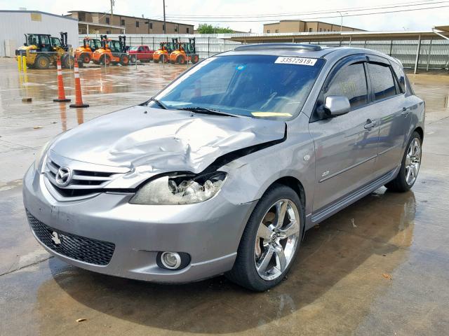 JM1BK143X61431185 - 2006 MAZDA 3 HATCHBAC GRAY photo 2