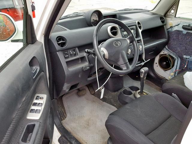 JTLKT324754030179 - 2005 TOYOTA SCION XB 白色 照片 9
