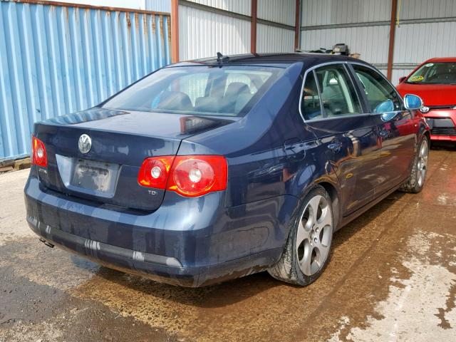 3VWCT71K26M847828 - 2006 VOLKSWAGEN JETTA TDI BLUE photo 4