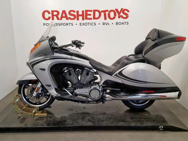5VPSW36N8B3005865 - 2011 VICTORY MOTORCYCLES VISION TOU BLACK photo 3