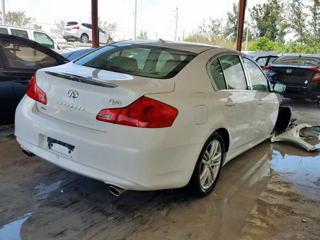 JN1CV6AR3FM523564 - 2015 INFINITI Q40 WHITE photo 4