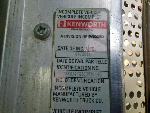 1NKDX4TX5CJ951143 - 2012 KENWORTH CONSTRUCTI BLACK photo 10