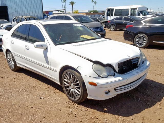 WDBRF92H06F755392 - 2006 MERCEDES-BENZ C 280 4MAT WHITE photo 1