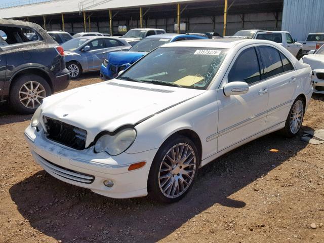 WDBRF92H06F755392 - 2006 MERCEDES-BENZ C 280 4MAT WHITE photo 2