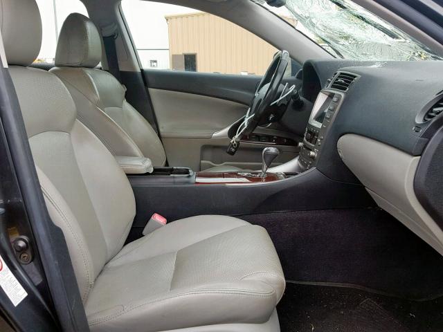 JTHCK262562005556 - 2006 LEXUS IS 250 GRAY photo 5