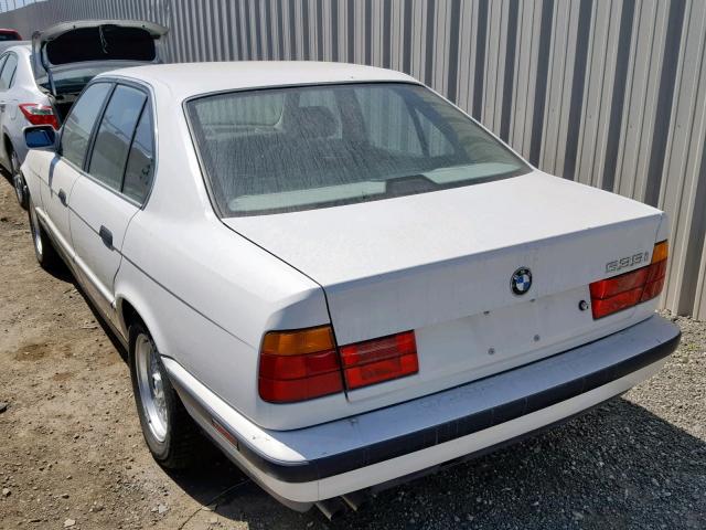 WBAHD2311MBF70879 - 1991 BMW 535 I AUTO WHITE photo 3