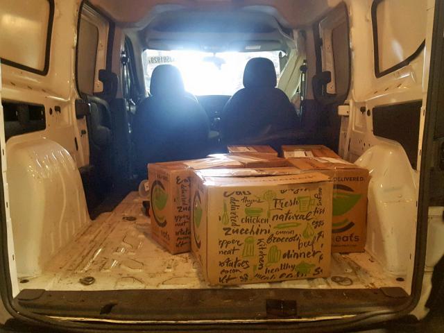 ZFBERFAB4H6D57243 - 2017 RAM PROMASTER 白色 照片 9