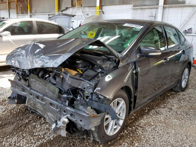 1FADP3F23FL238719 - 2015 FORD FOCUS SE GRAY photo 2