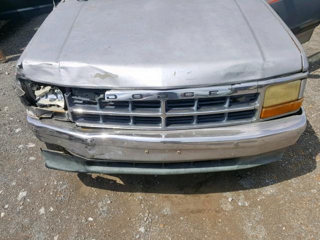 1B7GL26X3PS166095 - 1993 DODGE DAKOTA SILVER photo 7