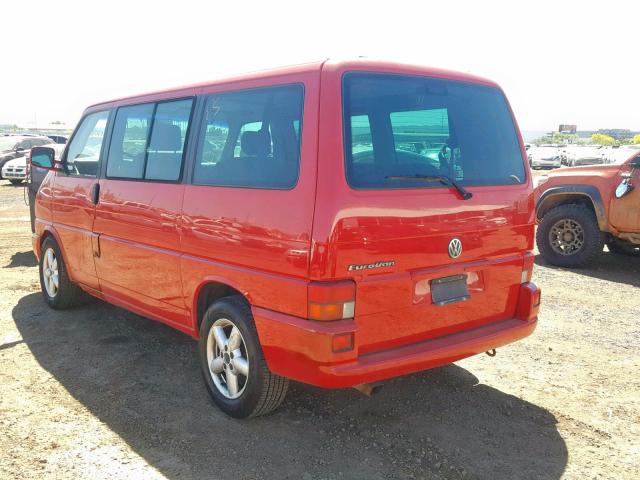 WV2MB47031H125216 - 2001 VOLKSWAGEN EUROVAN MV RED photo 3