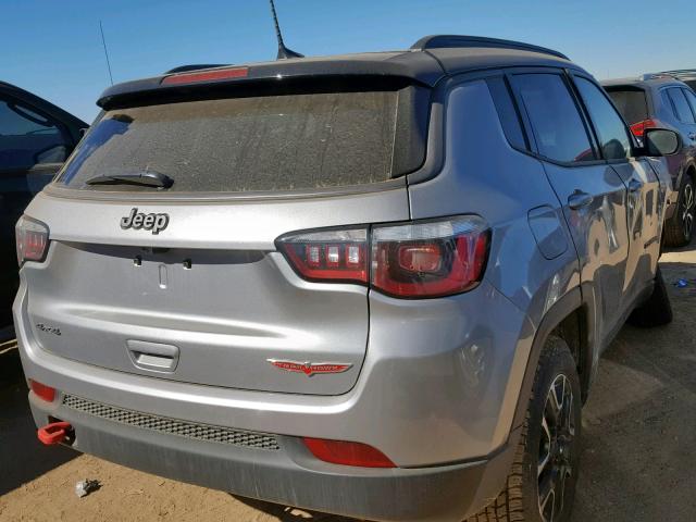 3C4NJDDB9KT627386 - 2019 JEEP COMPASS TR GRAY photo 4