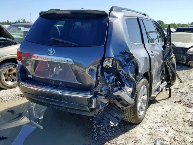 5TDZK3EH1CS077236 - 2012 TOYOTA HIGHLANDER GRAY photo 4