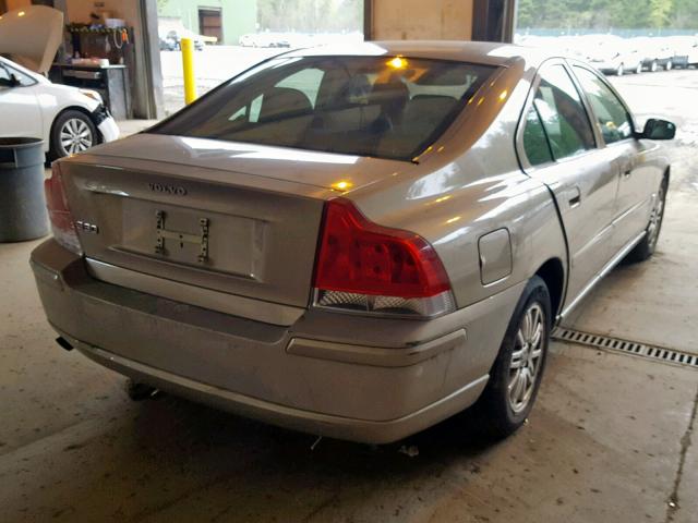 YV1RS612352454026 - 2005 VOLVO S60 GOLD photo 4