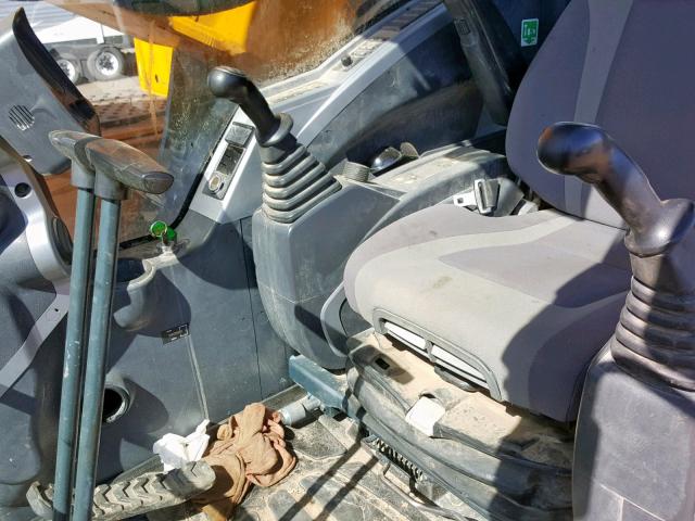 HHKHZ901JC0000300 - 2013 HYUNDAI EXCAVATOR YELLOW photo 5