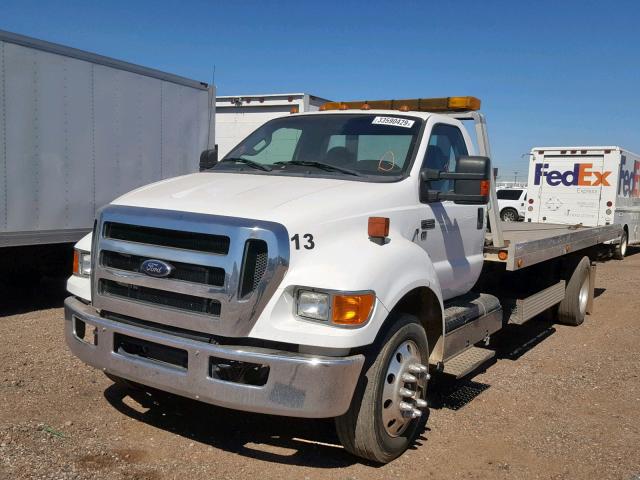 3FRNF6HP3DV024995 - 2013 FORD F650 SUPER WHITE photo 2