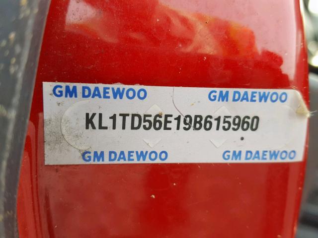 KL1TD56E19B615960 - 2009 CHEVROLET AVEO LS ORANGE photo 10