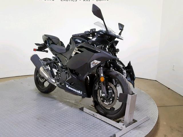 JKAEXKG17JDA04596 - 2018 KAWASAKI EX400 BLACK photo 2