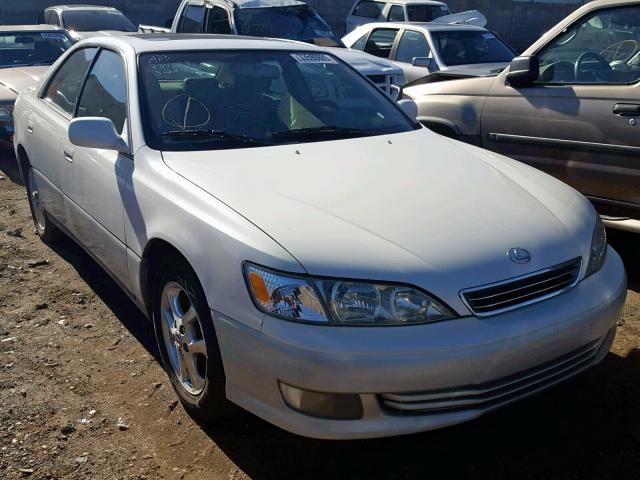 JT8BF28G415105938 - 2001 LEXUS ES 300 TAN photo 1