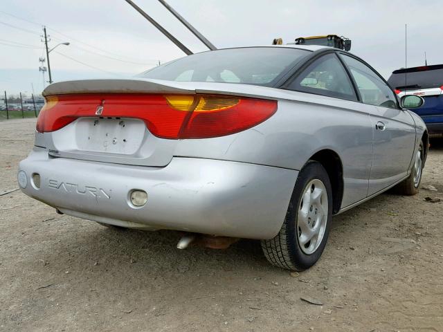 1G8ZY14762Z156596 - 2002 SATURN SC2 SILVER photo 4