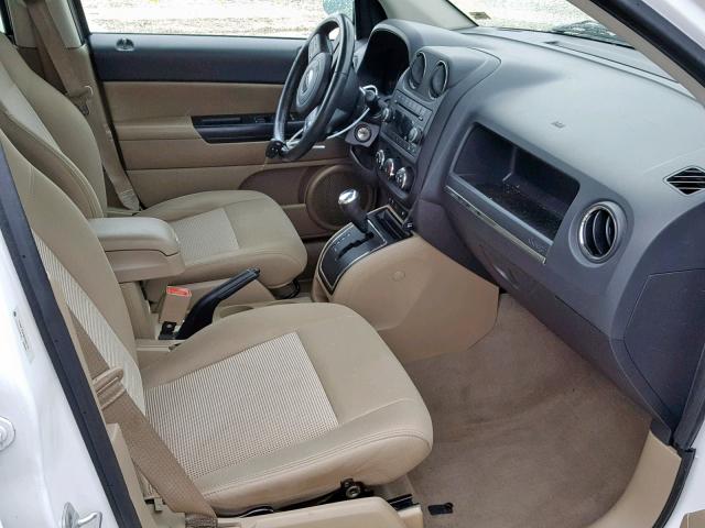 1J4NF1FB4BD280112 - 2011 JEEP COMPASS SP 白色 照片 5