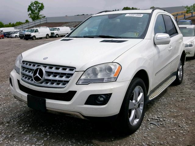 4JGBB86E49A469597 - 2009 MERCEDES-BENZ ML 350 WHITE photo 2