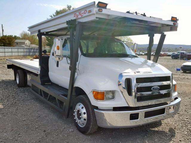 3FRWX65B06V320263 - 2006 FORD F650 SUPER WHITE photo 1