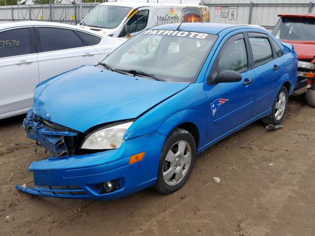 1FAFP34N47W137274 - 2007 FORD FOCUS ZX4 BLUE photo 2