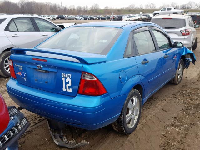 1FAFP34N47W137274 - 2007 FORD FOCUS ZX4 BLUE photo 4